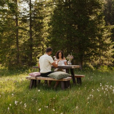 Exclusive pleasure experiences